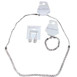 Bracelet Necklace Earrings Matching Set New w/Tags Gloria Vanderbilt